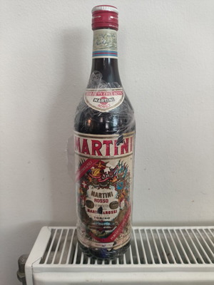 Martini Rosso Vermouth vintage σφραγισμένο μπουκάλι από τη δεκαετία του 1980