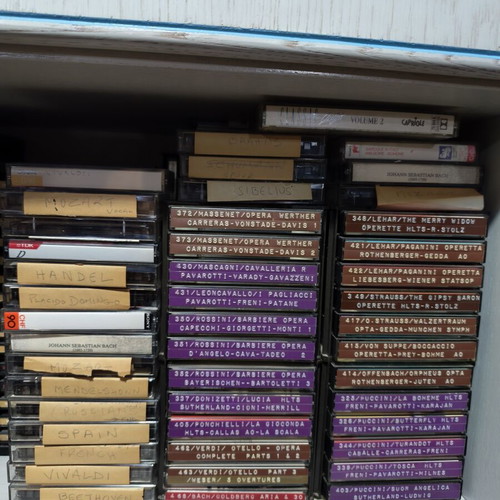 Classical music cassette tapes, pack of 30