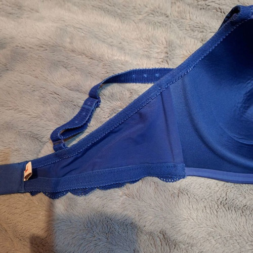 Triumph E85 bra new, sea blue with panel