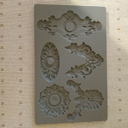Iron Orchid Trimmings Silicone Mold Set like new, 10 pcs 20×12.5 cm