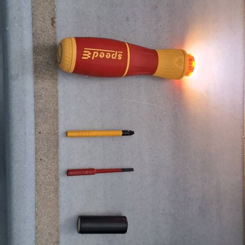 Wiha 591 E-Screwdriver like new, battery powered with light