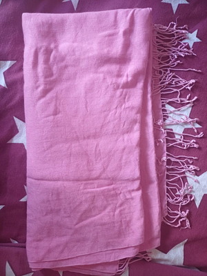 Pink scarf like new, thin large shawl