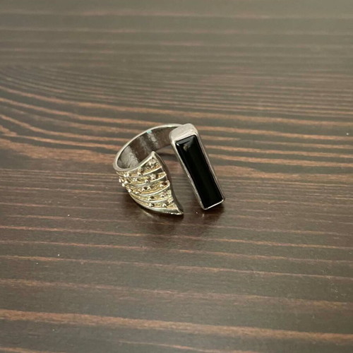 Silver adjustable ring like new with hallmark