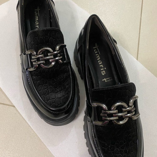 Tamaris women's moccasins size 38 new, black