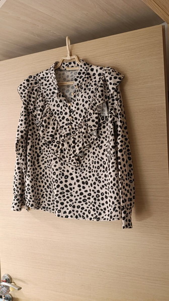 μπλούζα animal print