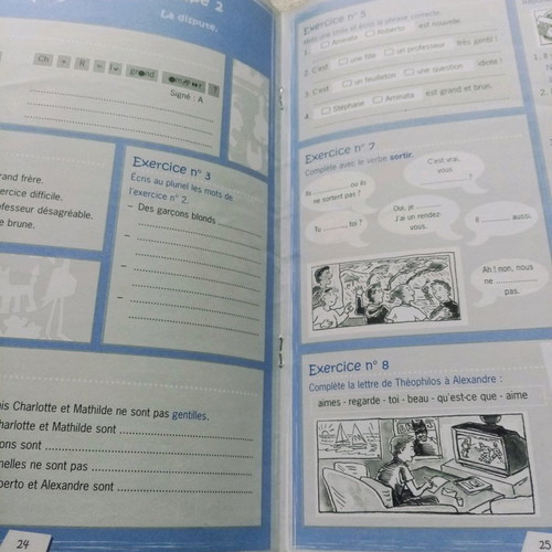Arc en ciel méthode de français exercise book, like new, set of 2