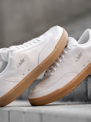 Nike Court Vintage Premium маратонки нови, номер 40, бели
