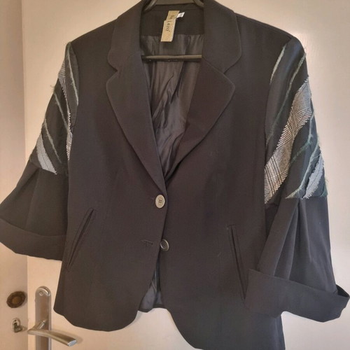 Reni Leza women's short jacket like new, black and white, size 5XL