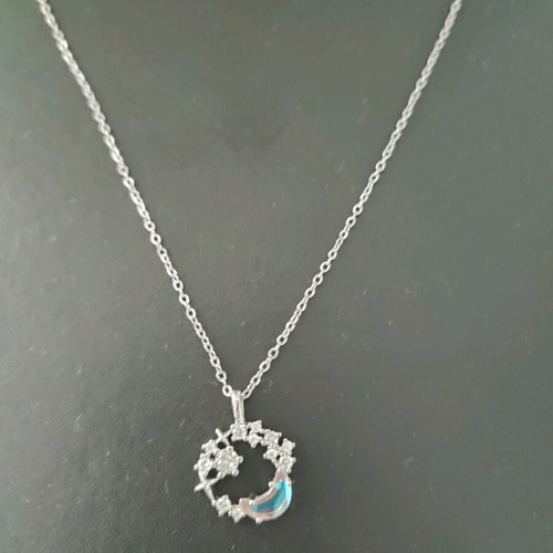 Moon and stars necklace stainless steel new, silver