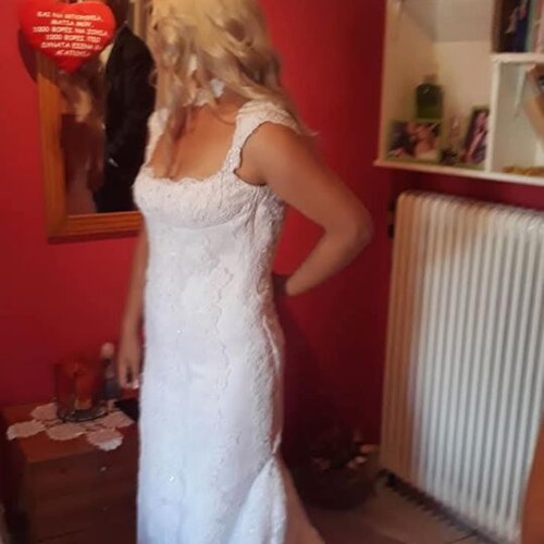 Pronovias wedding dress like new, mermaid back, white