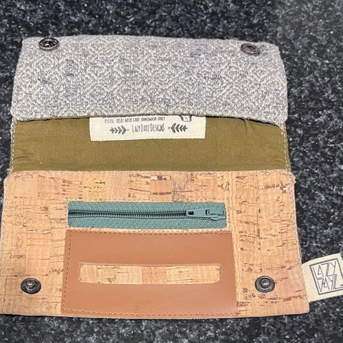 Tobacco pouch Lazydayz Nafsika like new