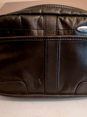 Samsonite leather toiletry bag new, black