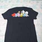 Γυναικείο t-shirt BTS (BT21) μεταχειρισμένο, μαύρο κοντομάνικο