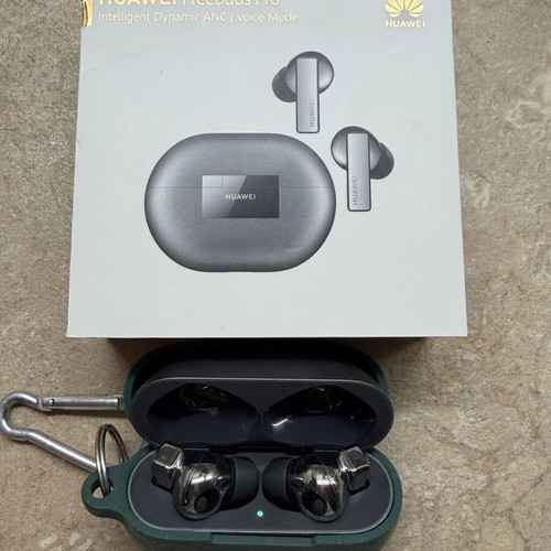 Huawei FreeBuds Pro earbuds in excellent condition