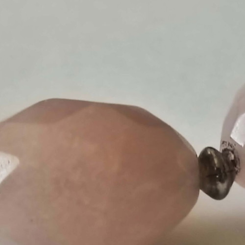 Necklace with pink quartz stones and silver elements
