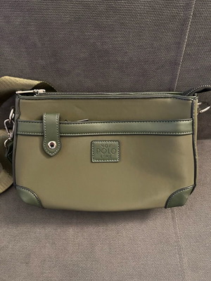Polo Club crossbody bag like new, green with zipper and multiple pockets