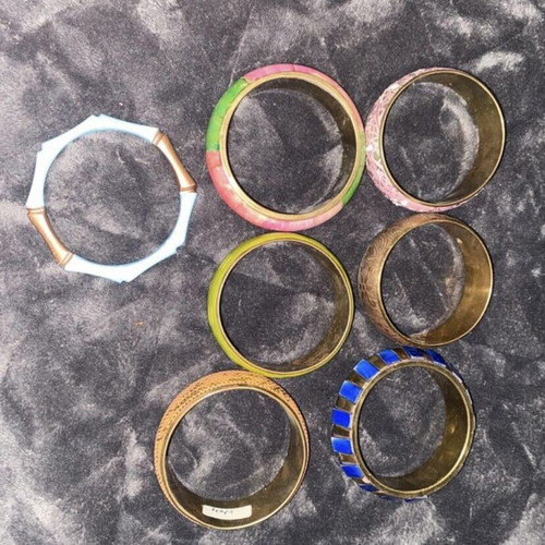 Bracelets like new, assorted set