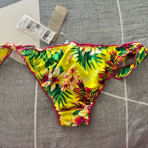 Benetton women's swimsuit set new, multicolor, size XS