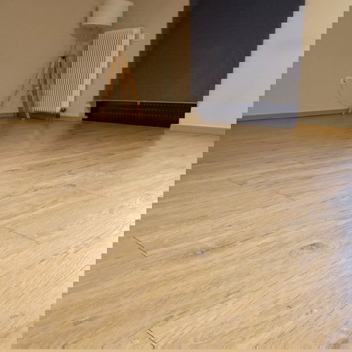 Πάτωμα laminate 8mm για 29τ.μ.