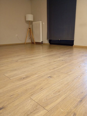 Πάτωμα laminate 8mm για 29τ.μ.