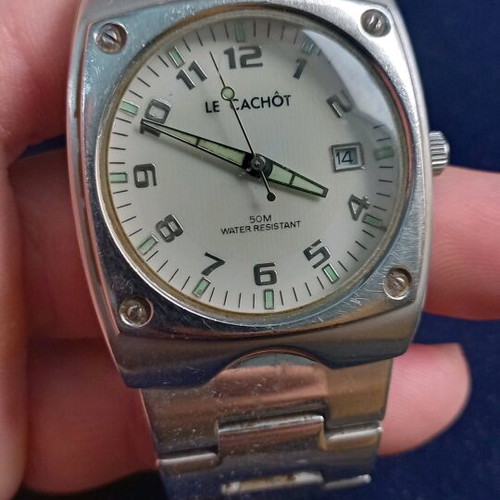 Le CACHOT men's watch like new with bracelet