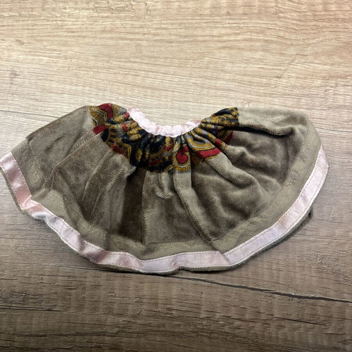 Handmade velvet skirt for dolls like Barbie Sindy Bibi-bo, like new