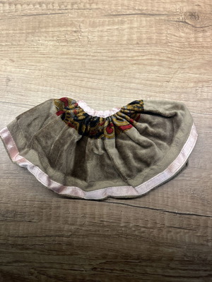 Handmade velvet skirt for dolls like Barbie Sindy Bibi-bo, like new