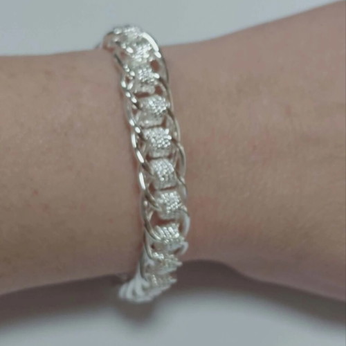 Silver plated bracelet 20cm, very good condition, non magnetic