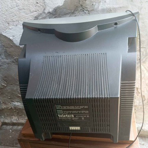 Teleteh TV used with minor defects, no remote