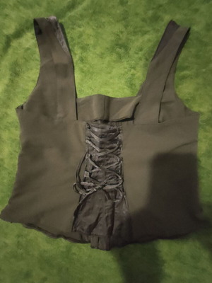 Vener Bust No.46 like new, taffeta with lacing and zipper