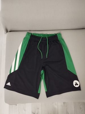 Boston Celtics Adidas basketball shorts like new, medium size