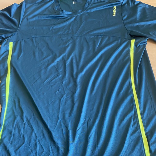 Reebok Sports Shirt L Like New