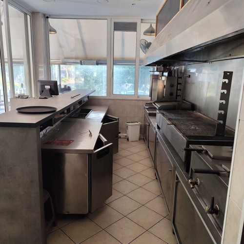 Complete used grill house equipment in very good condition