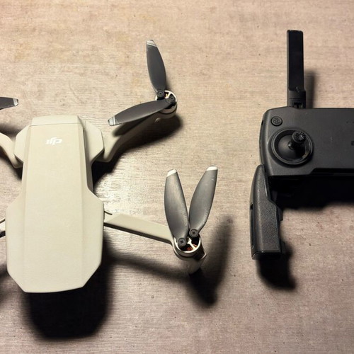 Dji drone Mavic Mini like new with 2 batteries