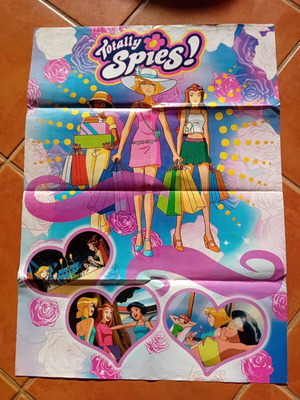 Totally Spies! giant poster like new, collectible and rare