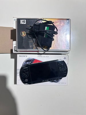 PlayStation Portable PSP 3004 употребяван с Need For Speed и зарядно