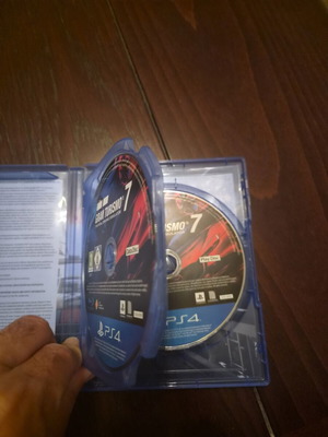 Gran Turismo 7 PS4 game with VR