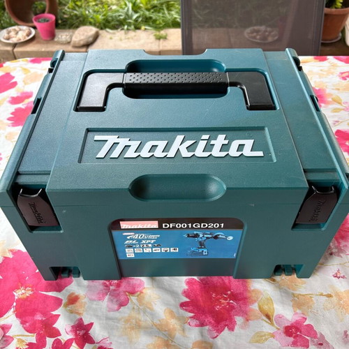 Makita DF001GD201 cordless drill 40Vmax XGT new