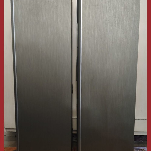 Magnat Vector 55 floor speakers with cosmetic flaws