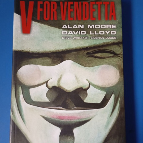 V for Vendetta graphic novel new with autograph by David Lloyd