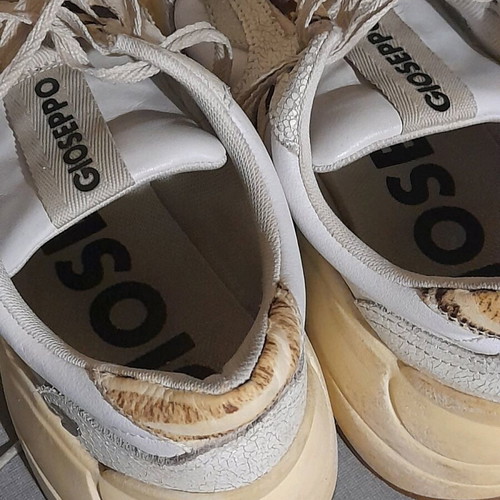 Gioseppo athletic shoes size 37 very good condition