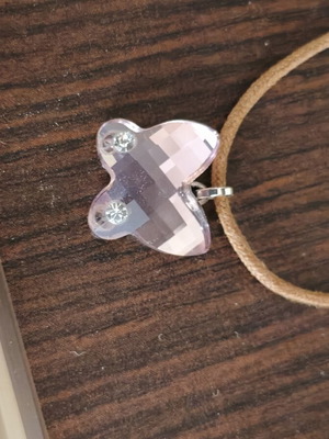 Swarovski ροζ πεταλούδα κολιέ με δερμάτινο λουράκι, καινούριο