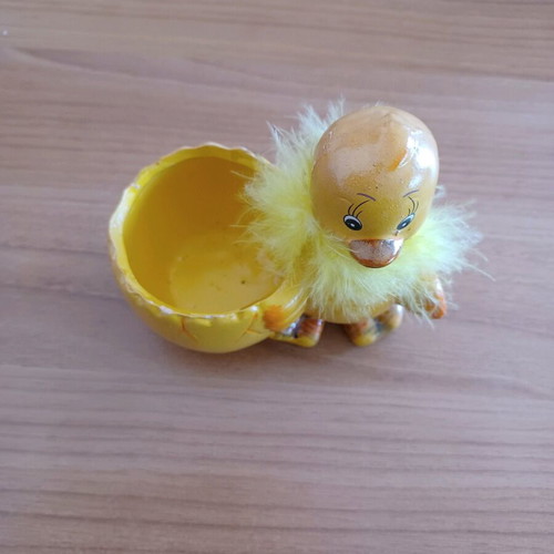 Duck-shaped flowerpot with sound mechanism like new