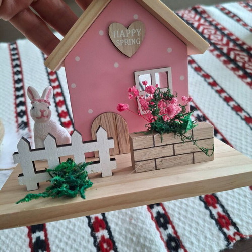 Easter set of 3 pieces like new
