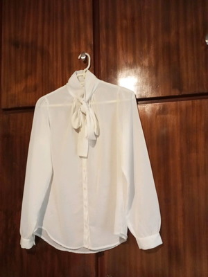 Vintage white shirt with neck tie like new, SUITEBLANCO