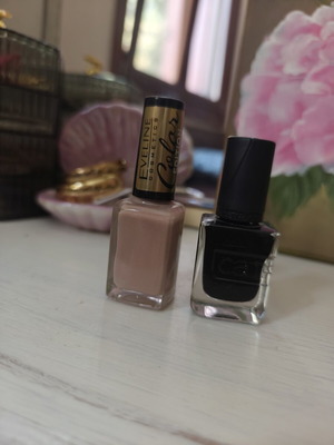 Nail polish set like new, Eveline and Catrice
