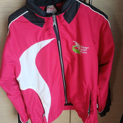 Windbreaker jacket red medium like new with free t-shirt