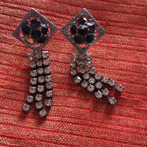 Vintage earrings 70s with black stones and rhinestones, used