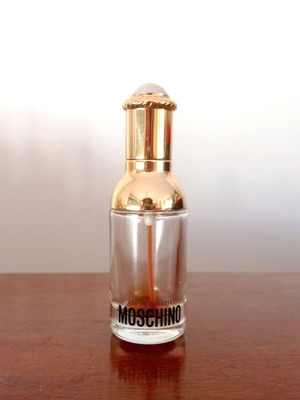 Μπουκάλι αρώματος Moschino μεταχειρισμένο, άδειο για συλλογή