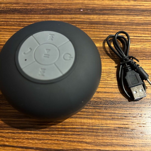 Bluetooth wireless waterproof speaker new unused
